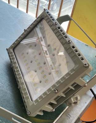 150W ανθεκτικό σε έκρηξη LED φωτισμός IP65 φωτισμός επικίνδυνων περιοχών