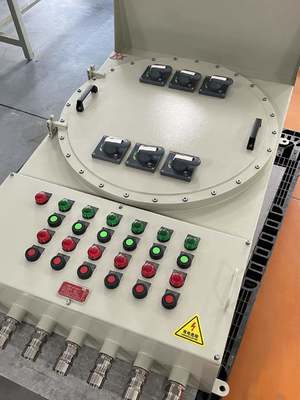 Ασφάλεια κατά των εκρήξεων Προστατεύστε τις εγκαταστάσεις σας με αλεξίσφαιρα πάνελ ελέγχου Πρώτη γραμμή άμυνας κατά των κινδύνων πυρκαγιάς