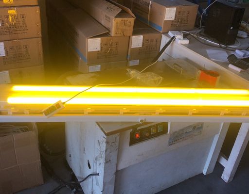 Αντιεκρηκτικό Γραμμικό Φωτιστικό LED ATEX/IECEx/CNEX – Φωτισμός Βιομηχανικής Κλίμακας για Επικίνδυνες Περιοχές, Ενεργειακά Αποδοτικό, IP66, Προσαρμοσμένες Επιλογές Ισχύος & Θερμοκρασίας Χρώματος