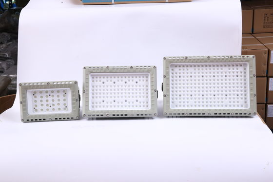100w AC100-277V ανθεκτικό σε έκρηξη LED φως πλημμύρας που χρησιμοποιείται για πετρέλαιο, φυσικό αέριο, πετροχημικές περιοχές
