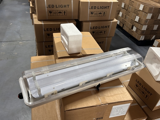 120 βαθμών γωνία δέσμης ανθεκτικό σε έκρηξη LED σωλήνα στερέωμα προηγμένη ανωδίαση και &gt; 80 CRI
