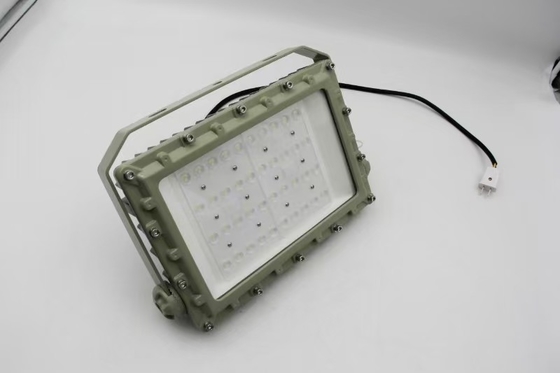 Φωτισμός με φώτιση αντιέκρηξης AC100-277V τάσης 50w και προστασίας επιπέδου IP66 για πετρελαϊκό αέριο και βιομηχανικές περιοχές