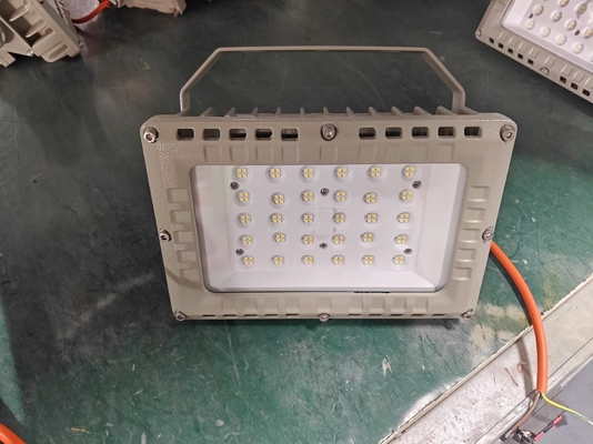 ATEX IECEx RoHS ISO9001 50W ανθεκτικό σε έκρηξη φως LED για εγκαταστάσεις επικίνδυνων αποβλήτων
