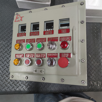 ATEX CNEX με βαθμολογία Ex d Flameproof Panel Box Enclosure IP66 WF2 για επικίνδυνες περιοχές με προσαρμοσμένη είσοδο καλωδίων 295Vac