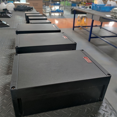 Ολόκληρο πλαστικό ((GRP) Exproof Flameproof Control Panel Box ATEX CNEX Καθορισμός WF2 AC110/220/3800/460v