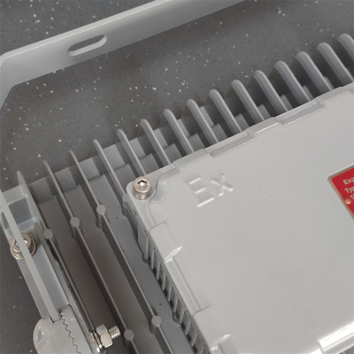 200W ATEX-πιστοποιημένο αντιεκρηκτικό LED προβολέα – Αντιφλεγμονώδης φωτιστική λύση για Περιοχή 1 Πετρελαίου & Φυσικού Αερίου | 160lm/W Υψηλή Φωτεινή Απόδοση