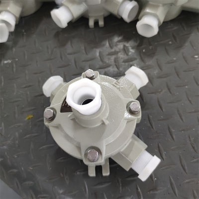 ATEX Εκρηκτικό Sta/Αλουμινίου Πυρόστερο Πολυεπιφάνεια Πλαίσιο Διασταύρωσης με αυξημένη ασφάλεια IP66