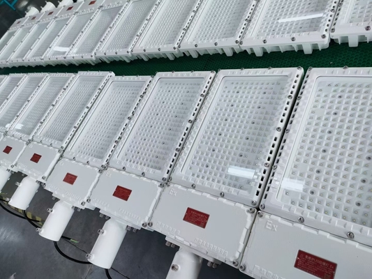 LED Προβολέας για Πετροχημικά, Ορυχεία, Πρατήρια Καυσίμων, Ζώνη 1, Ζώνη 2 Φωτισμός Ex Db Eb IIC T6 Gb Ex Tb IIIC T80°C Db IP66