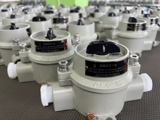 Διακόπτης ηλεκτρικού διαλέκτη 220V / 380V με WF2 γκρι ζώνη 22