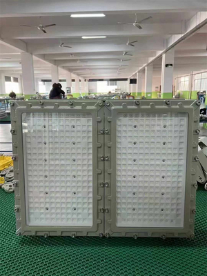 300-500 W εκρηκτικοπροστατευτικό φωτιστικό για πλημμύρες υδατοασθενές αντιδιάβρωση 140lm/W 220v 380v