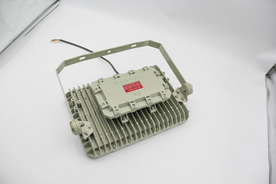 Αντιεκρηκτικό LED Προβολέας | Ανθεκτικό σε φλόγες, Αδιάβροχο, Ενεργειακά Αποδοτικό – Για Επικίνδυνα Περιβάλλοντα