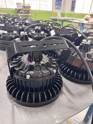 WF2 Ανθεκτικό σε έκρηξη LED φως υψηλού χώρου 150W ATEX IECEx CNEX Πιστοποιημένο