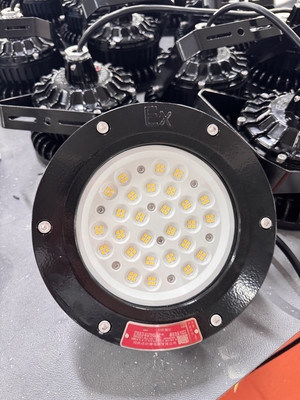 WF2 Ανθεκτικό σε έκρηξη LED φως υψηλού χώρου 150W ATEX IECEx CNEX Πιστοποιημένο