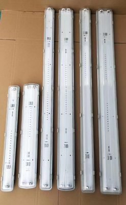 Αντιεκρηκτικό Γραμμικό Φωτιστικό LED ATEX/IECEx/CNEX – Φωτισμός Βιομηχανικής Κλίμακας για Επικίνδυνες Περιοχές, Ενεργειακά Αποδοτικό, IP66, Προσαρμοσμένες Επιλογές Ισχύος & Θερμοκρασίας Χρώματος