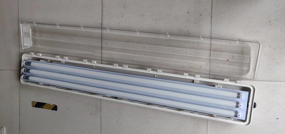 Αντιεκρηκτικό Γραμμικό Φωτιστικό LED ATEX/IECEx/CNEX – Φωτισμός Βιομηχανικής Κλίμακας για Επικίνδυνες Περιοχές, Ενεργειακά Αποδοτικό, IP66, Προσαρμοσμένες Επιλογές Ισχύος & Θερμοκρασίας Χρώματος
