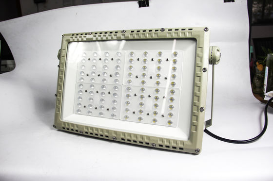 Πιστοποιημένο ATEX/IECEx Φωτιστικό Δρόμου LED 250W Ανθεκτικό σε Έκρηξη | Φωτισμός Εξωτερικού Χώρου Επικίνδυνων Περιοχών