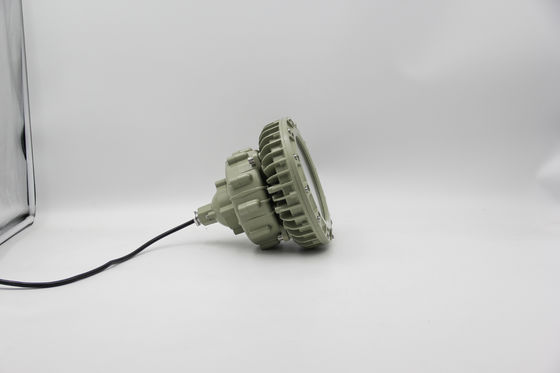 Ανθεκτικό στη σκόνη & αδιάβροχο IP66 ATEX/IECEx Λυχνία High Bay προστατευμένη από έκρηξη 100W 150W για εξέδρα πετρελαίου & χημικό εργοστάσιο