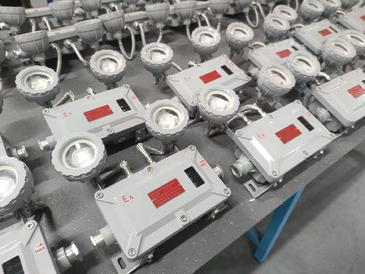 180λεπτο Αντιεκρηκτικό Φωτιστικό Έκτακτης Ανάγκης Διπλό Σποτ για Επικίνδυνες Περιοχές Ζώνης 1/21 με Πιστοποίηση ATEX