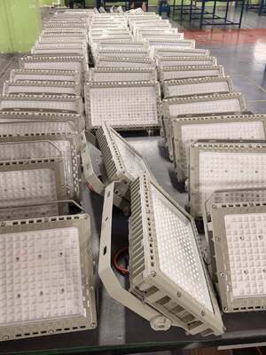 Υψηλής Ισχύος ATEX/IECEx Αντιεκρηκτικό Φωτιστικό LED για Χρήση σε Δεξαμενόπλοια