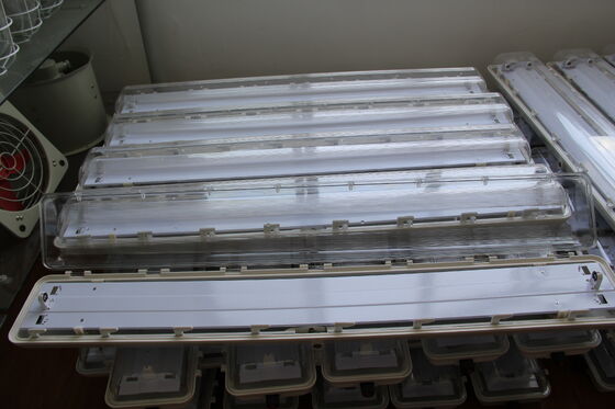 BYS IP66 2*18W Βιομηχανικό Γραμμικό Φως Επανάφλεκτος LED Γραμμικό Φωτιστικό Φιξίτριο Atex Φθοριούχο Φως