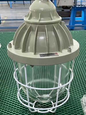 200W 400W Υψηλής ισχύος ATEX πιστοποιημένο ανθεκτικό στην έκρηξη HID φωτεινό λαμπτήρα τοποθέτηση οροφή / κρεμασμένο / τοίχος κατανάλωση ισχύος 150-400 Watt